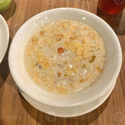  Soto Betawi: Một bát hoà quyện hương vị truyền thống và sự thanh mát của nước cốt dừa!